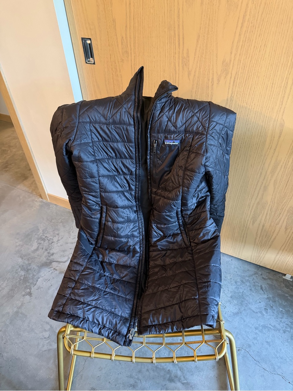 Patagonia Women's Quilted Puffer Jacket - Black